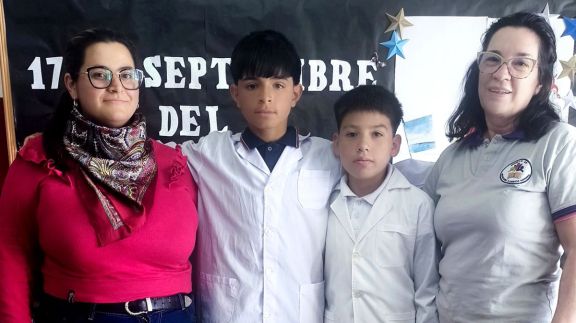 Alumnos de Tilisarao ganaron el primer premio en un concurso internacional de escritura