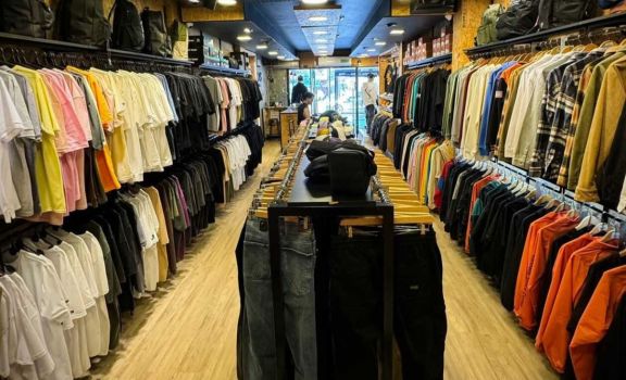 50% de descuento en indumentaria: la promoción estará vigente hasta el miércoles