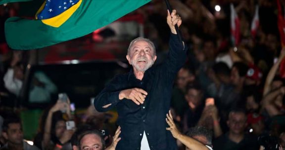 Lula venció a Flávio Bolsonaro y gobernará Brasil por cuarta vez